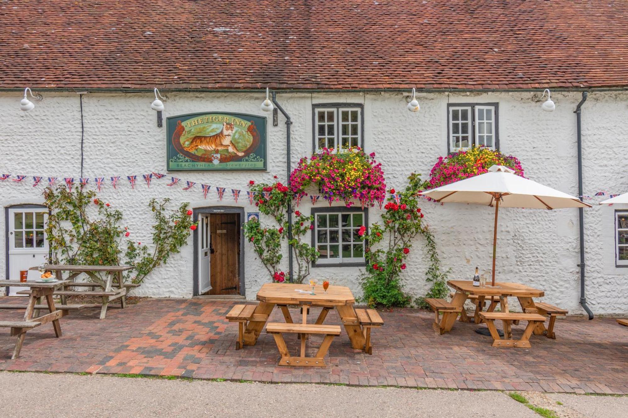 Tiger Inn _ Minnie Eastbourne Bagian luar foto